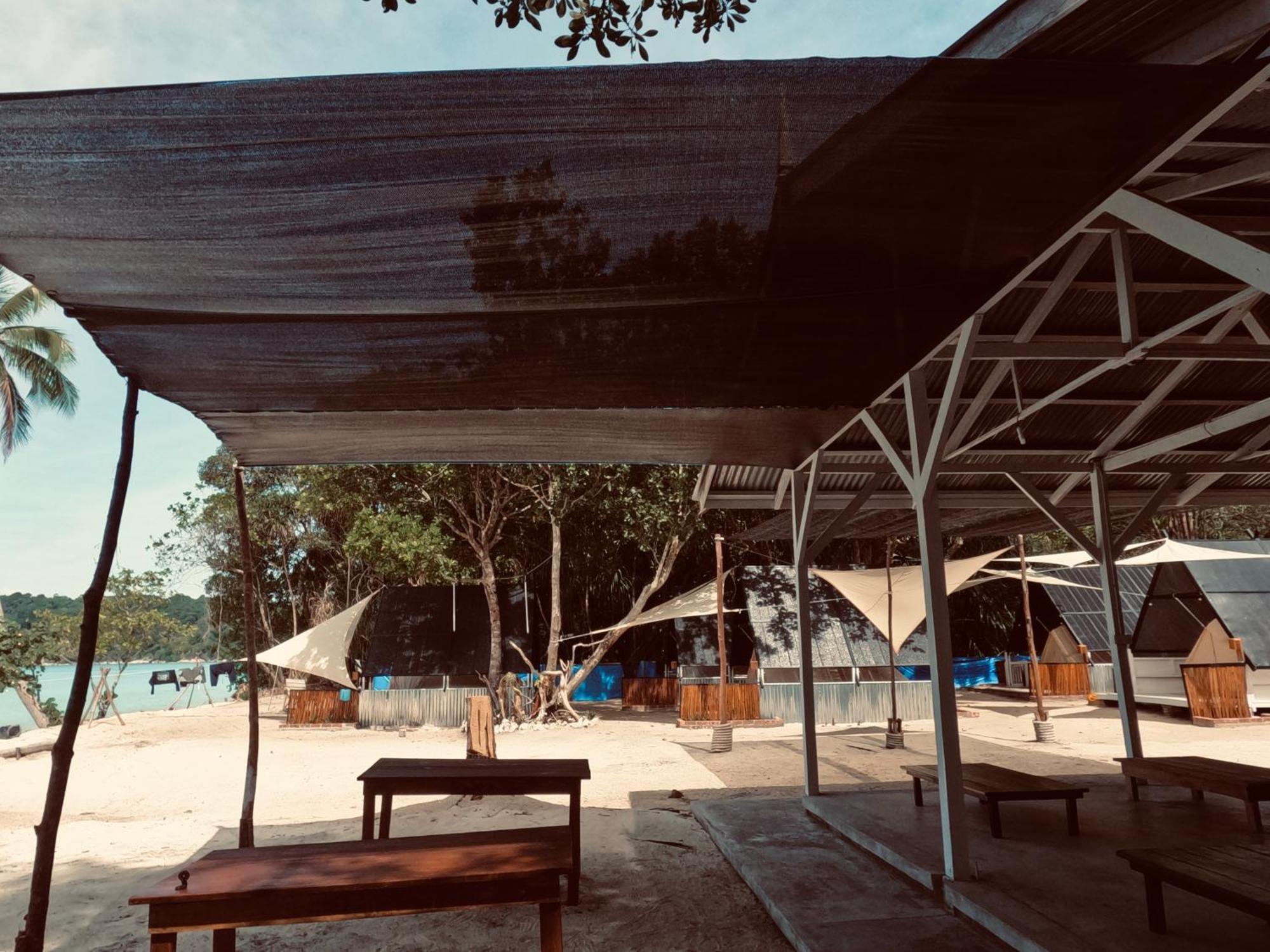 Готель Juita Glamping Perhentian Island Кампунґ-Куала-Бесут Екстер'єр фото