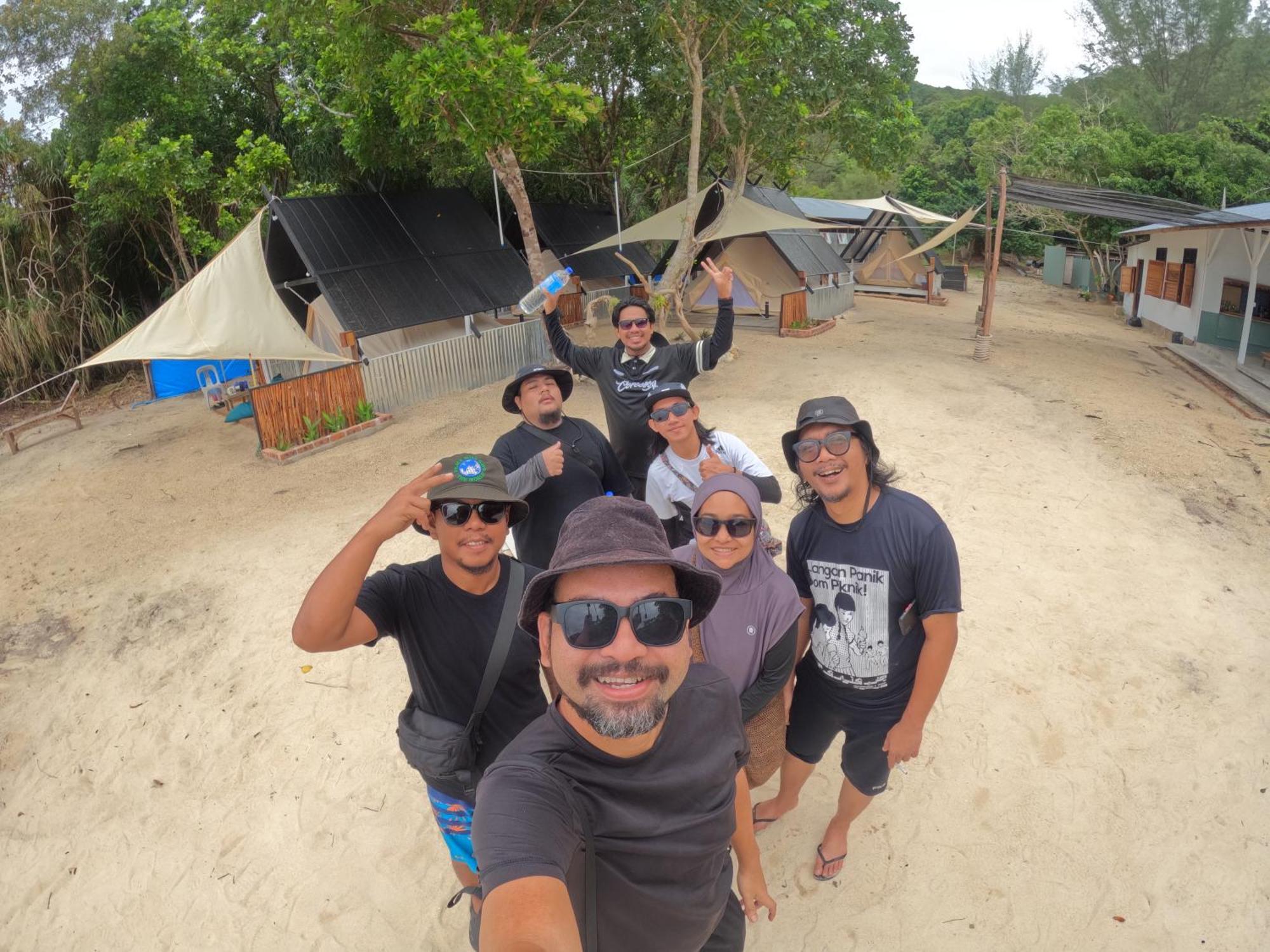 Готель Juita Glamping Perhentian Island Кампунґ-Куала-Бесут Екстер'єр фото