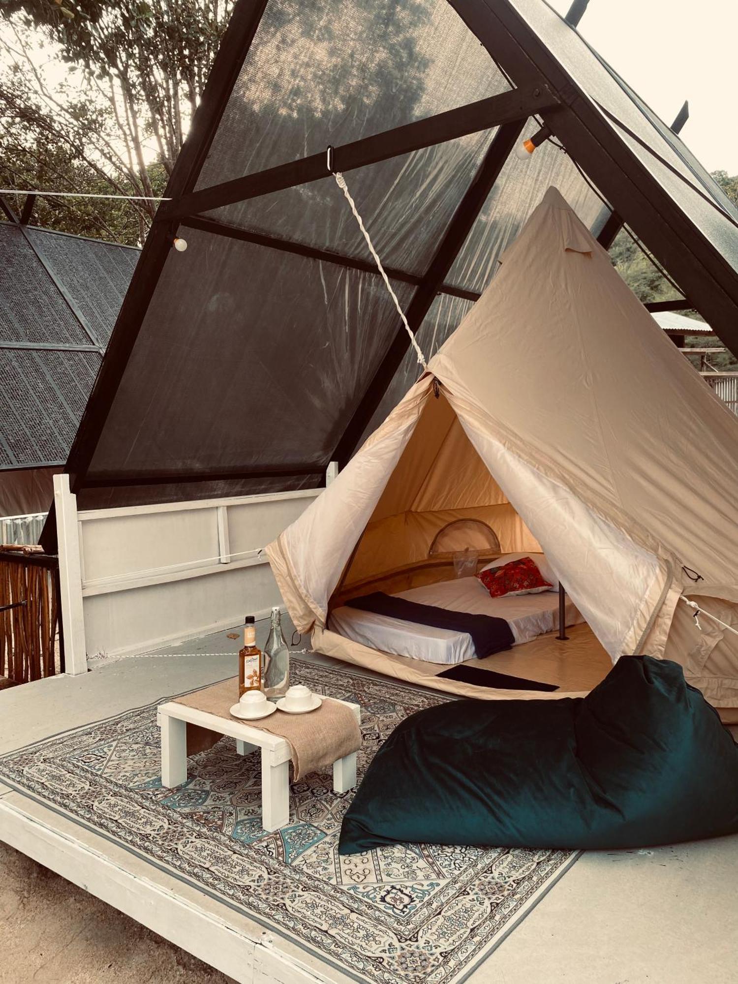 Готель Juita Glamping Perhentian Island Кампунґ-Куала-Бесут Екстер'єр фото